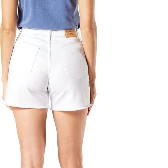 NWT LEVI STRAUSS SIGNATURE high rise white denim shorts (14/32) - Picture 3 of 3